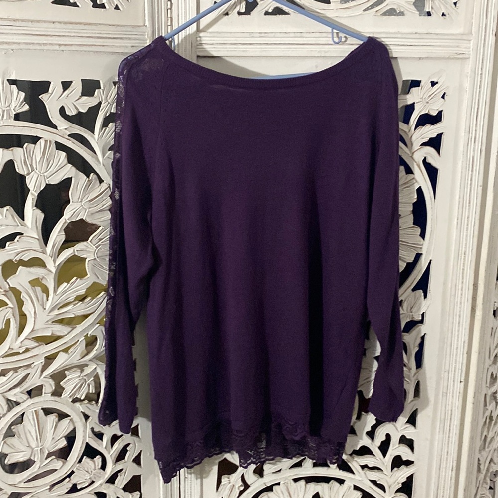 Long Sleeve Sweater Tulip Back with Lace on Arms and backside.